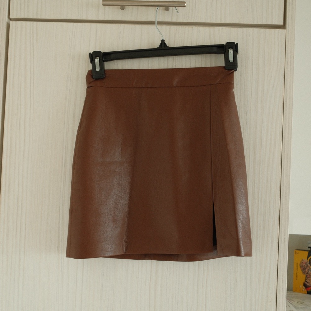 Wilfred brown leather mini skirt